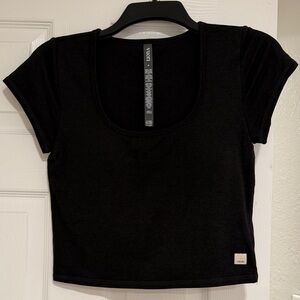 Vuori Women's Short Sleeve Halo Crop Top